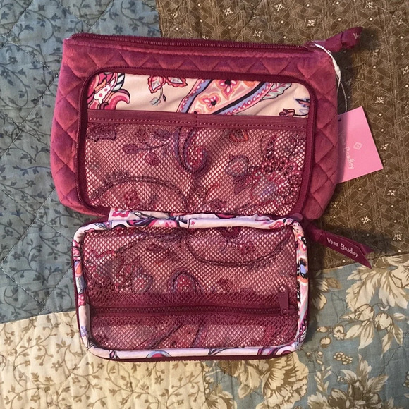 Vera Bradley Compact Organizer - Picture 5 of 5